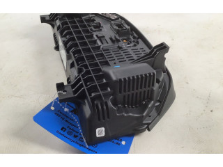 Панель приборов 4KE920795A Audi e-tron