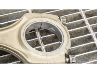 Píst 7838623, 7840918 BMW 5 E60 E61 pro benzínový motor 5.0 S85 B50 A