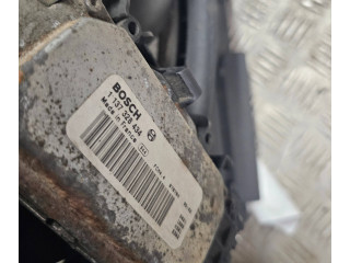 Вентилятор радиатора     30792924    Volvo V70 