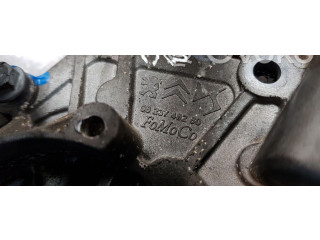 Масляный насос YHZ 9823740280 Citroen C4 Aircross