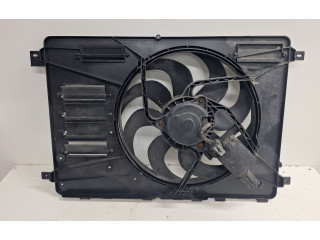 Вентилятор радиатора 8240563 Volvo V70