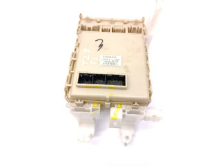 Pojistková skříňka 8273005680, 51461H20 Toyota Avensis T270 2011