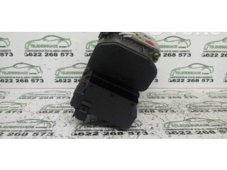 Jednotka ABS 8E0614111 Volkswagen PASSAT