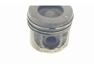  Поршень с шатуном  PISTON204DTD, 204DTD  Jaguar XE  