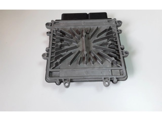 Блок управления двигателя 31336983 Volvo V70