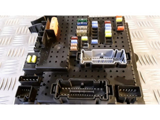 Блок предохранителей 30728512, 05W374   Volvo S60    
