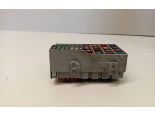 Блок предохранителей 8637669   Volvo XC90    