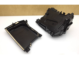 Pojistková skříňka 284B81544R Renault Captur II 2022