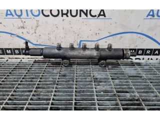 Топливная рампа Mitsubishi L200 для двигателя 4D56