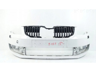 Передний бампер