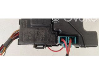 Блок предохранителей DPN13800159HWB Volvo S60