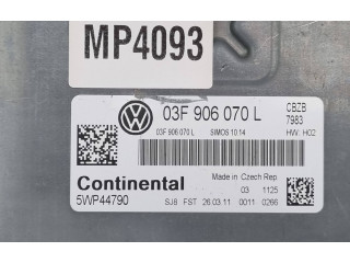 Řídící jednotka 03F906070L, 5WP44790   Volkswagen Caddy 2011
