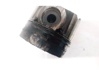 Поршень с шатуном Renault Scenic I