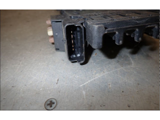 Pojistková skříňka 9807028580 Peugeot 3008 2013