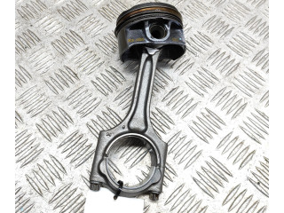 Поршень 32213692, 31401957 Volvo XC40