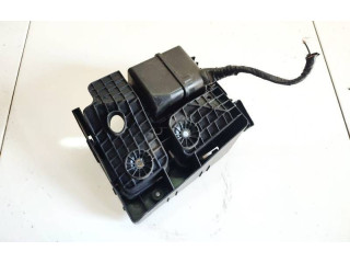 Блок предохранителей Audi A3 S3 8P