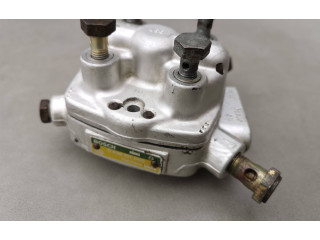 Топливная рампа 0438101005 Audi 80 90 B3