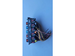 Pojistková skříňka 1405451101 Mercede-Benz S W140 1996