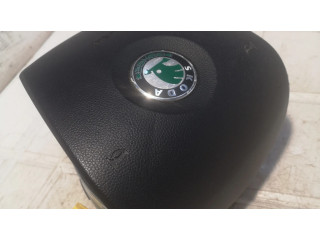Подушка безопасности водителя 6Y0880201J, 61774050D Skoda Fabia Mk2 (5J)