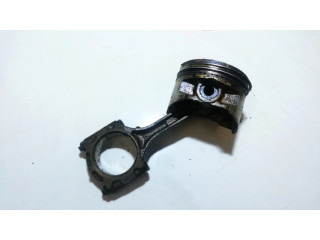  Поршень с шатуном    Mitsubishi Carisma для бензинового двигателя 1.6