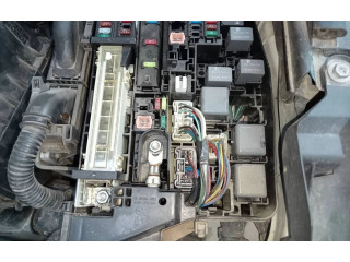 Pojistková skříňka Řídící jednotka BSM Toyota Avensis T270 2014