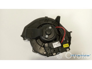 Вентилятор печки    4F0820521A, M724   Audi A6 S6 C6 4F