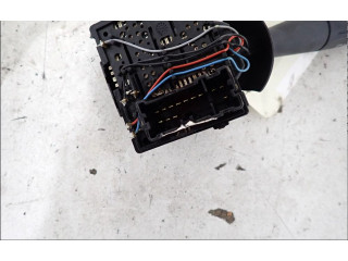 Ручка стеклоочистителей 8201168013 Renault Clio IV