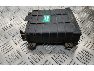 Блок предохранителей  811906264, 0280800104   Volkswagen Golf II    