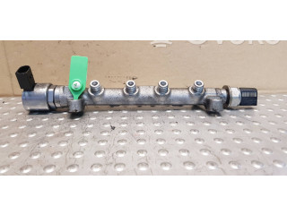 Топливная рампа 04L089G, 04L130764C Audi Q3 8U