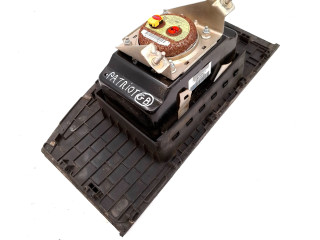 Подушка безопасности пассажира 4664345AE, P04664345AE   Jeep Patriot