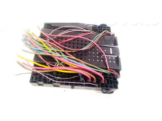 Блок предохранителей  9441582, 9441587   Volvo S80    