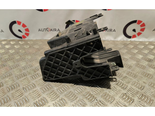 Блок предохранителей 68251775AA Jeep Grand Cherokee