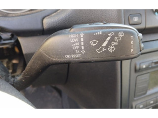 Включатель стеклоочистителей    Skoda Fabia Mk2 (5J)       