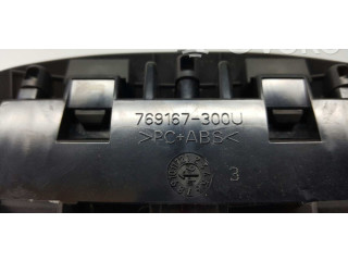 Přístrojová deska Peugeot 108 2014 769167300U, 69342470U