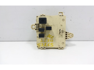 Блок предохранителей 8273353021 Lexus IS 200-300