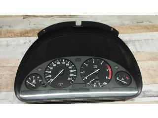 Přístrojová deska BMW 5 E39 1999 87001374, 87001313