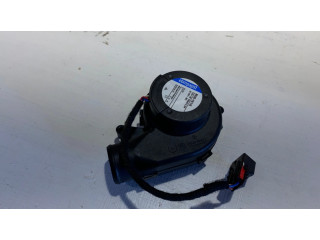 Другая деталь салона