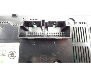 Блок управления климат-контролем 5E0907044K, 5HB01128240   Skoda Octavia Mk3 (5E)