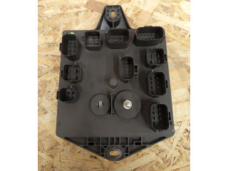 Блок предохранителей 2W9314N023BC, 2W9314A073BE Jaguar XJ X350