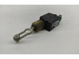 Замок багажника 4B9962115    Audi A6 S6 C5 4B 1997 - 2005 года