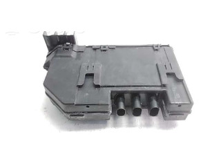   Pojistková skříňka 2215401350   Mercede-Benz S W221 2007