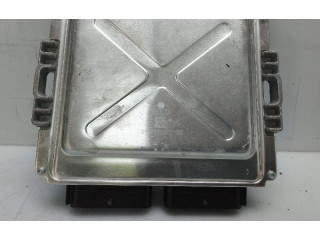 Блок управления 67R016044 Dacia Sandero