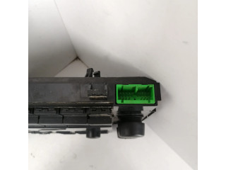 Блок управления климат-контролем 30774373   Volvo V70