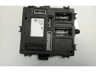 Блок предохранителей 284B10364R, 284B10364R   Renault Clio II    