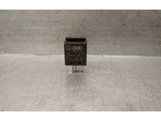 Pojistková skříňka 8Z0951253 Audi Q7 4L 2006