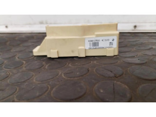 Блок предохранителей 91940-j7010   KIA Ceed    