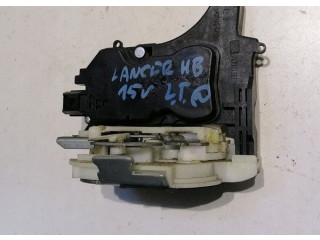 Замок багажника 507878577, 513413496 Mitsubishi Lancer VIII 2007 - 2017 года