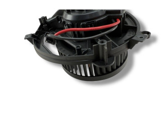 Вентилятор печки    T72370C, 5WC819021A   Volkswagen Golf VIII