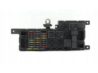 Блок предохранителей 9452993 Volvo S60