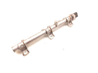 Топливная рампа 7537319   BMW 3 E90 E91   для двигателя N43B20A